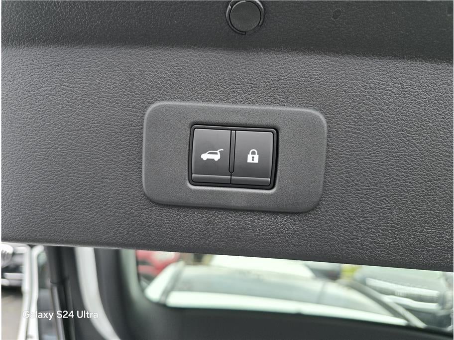 2026 Nissan LEAF PLATINUM PLUS Hatchback 4D