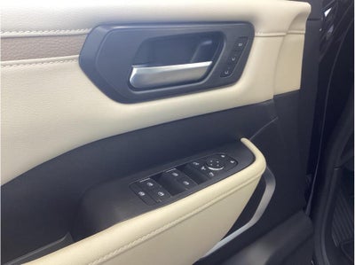 2025 Nissan Armada Platinum Sport Utility 4D