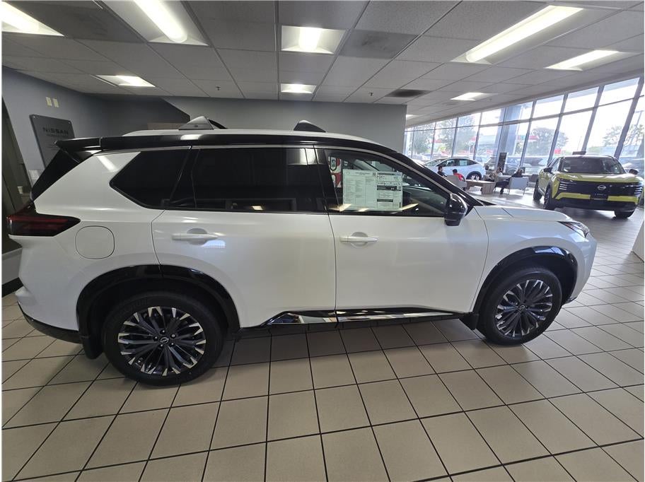 2026 Nissan Rogue Platinum (2026.5) Sport Utility 4D