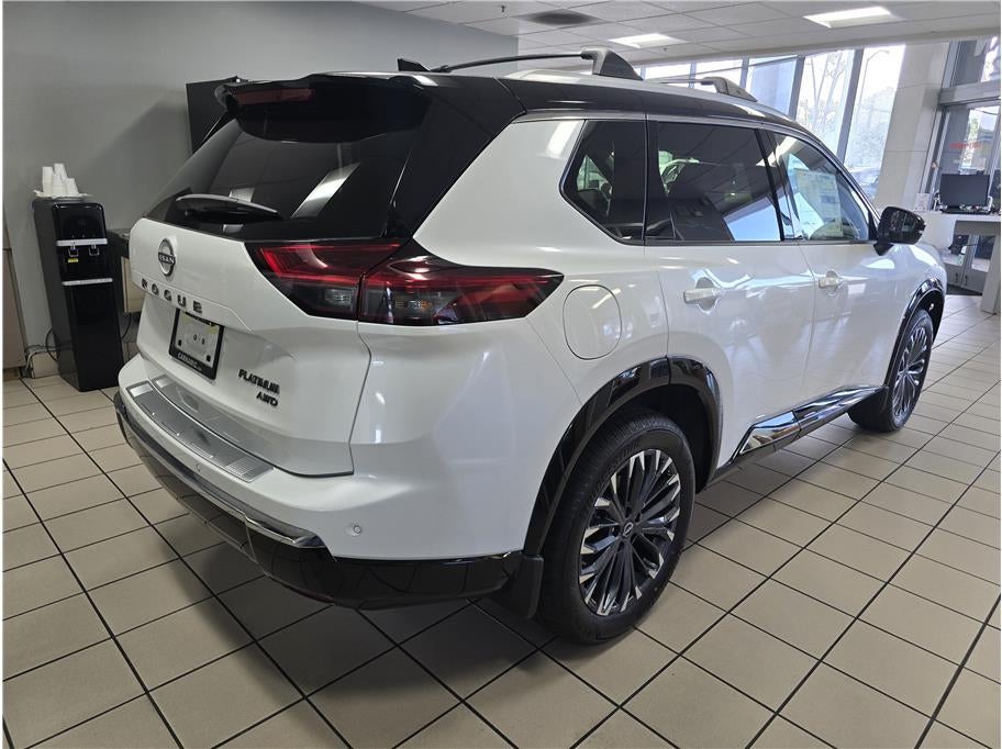 2026 Nissan Rogue Platinum (2026.5) Sport Utility 4D