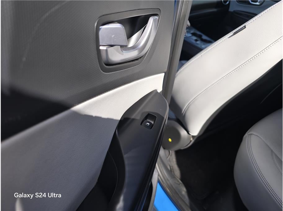 2022 Hyundai Kona Electric Limited Sport Utility 4D