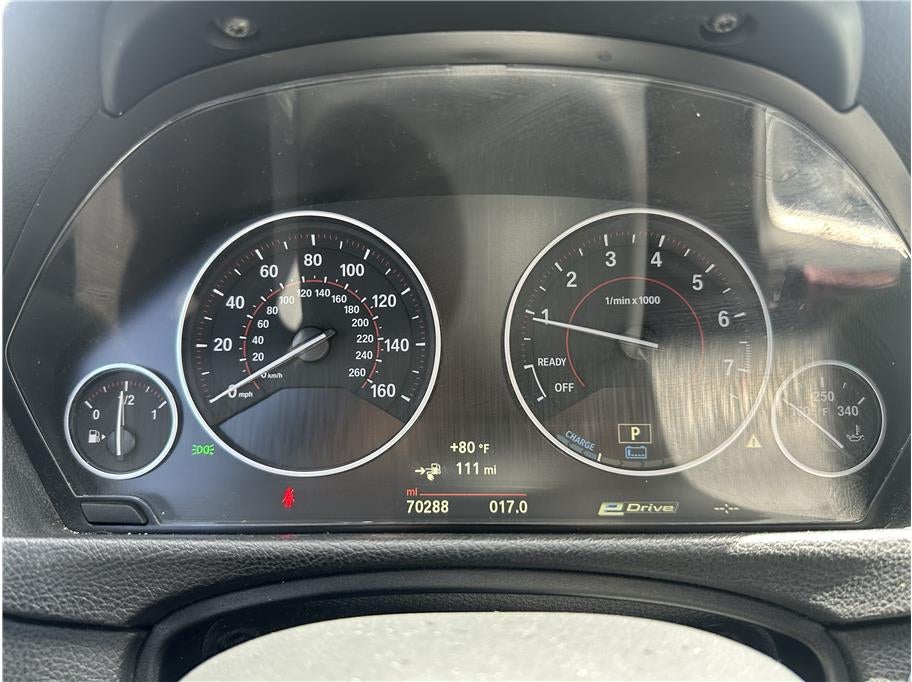 2018 BMW 3 Series 330e iPerformance Sedan 4D