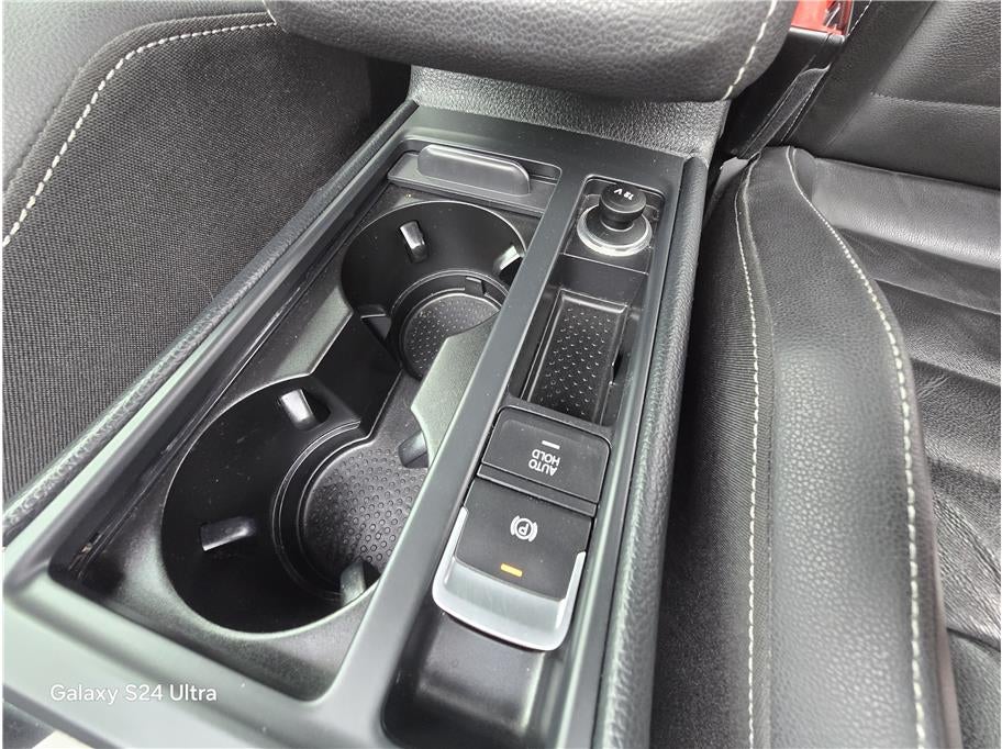 2016 Volkswagen Golf R Hatchback Sedan 4D