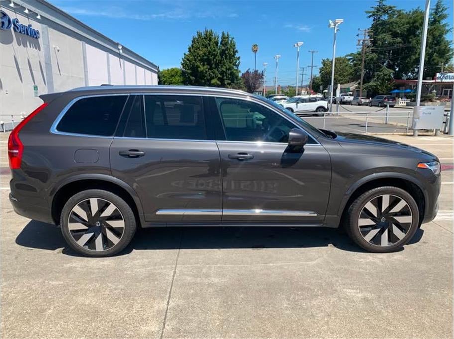 2023 Volvo XC90 T8 Recharge Ultimate Bright Theme Plug-In Hybrid Sport Utility 4D