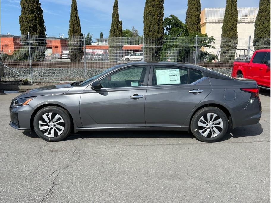 2025 Nissan Altima S