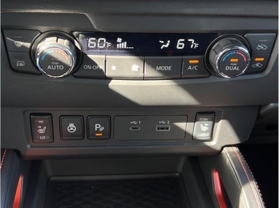 2025 Nissan Frontier Crew Cab PRO-4X Pickup 4D 5 ft