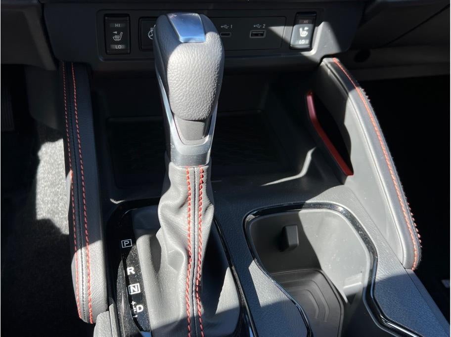 2025 Nissan Frontier Crew Cab PRO-4X Pickup 4D 5 ft