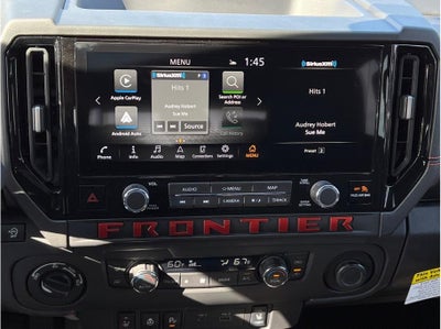 2025 Nissan Frontier Crew Cab PRO-4X Pickup 4D 5 ft