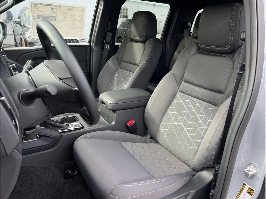 2026 Nissan Frontier SV Crew Cab