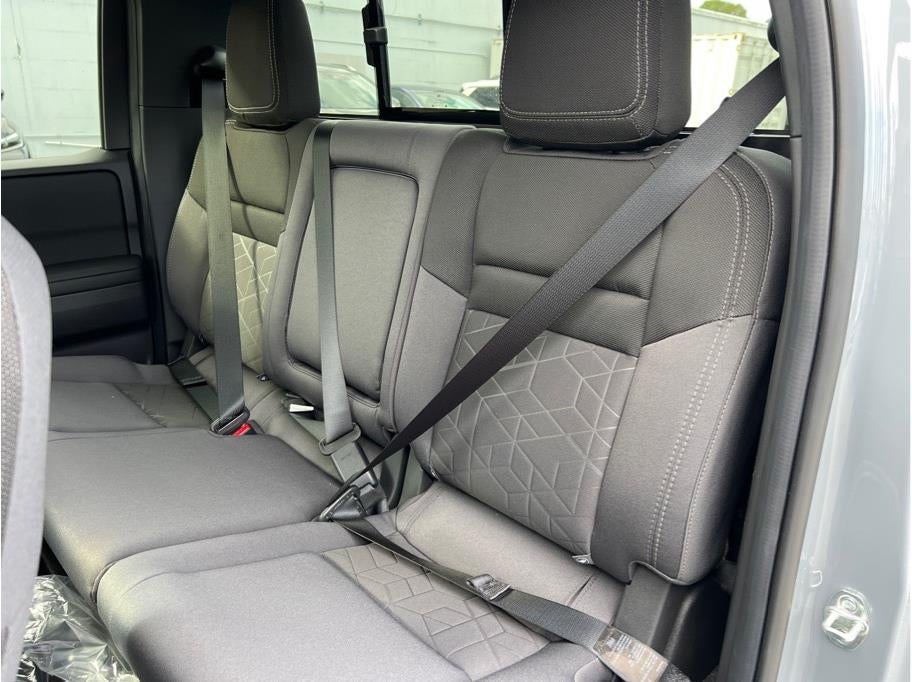 2026 Nissan Frontier SV Crew Cab