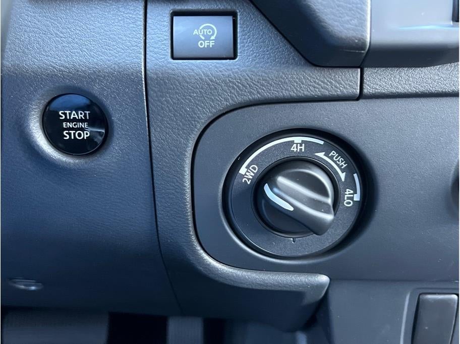 2026 Nissan Frontier SV Crew Cab