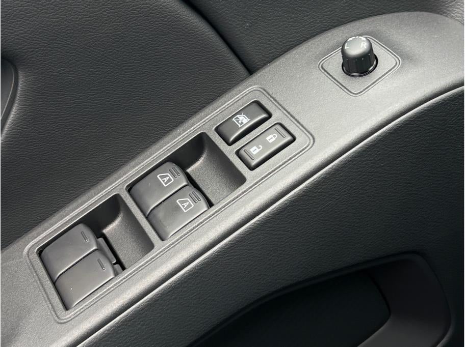 2026 Nissan Frontier SV Crew Cab