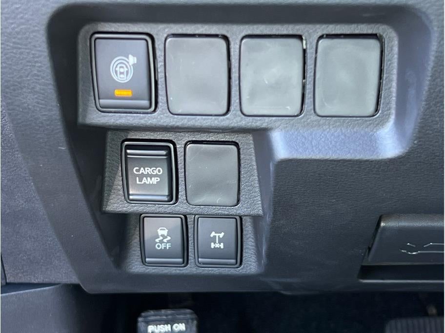 2026 Nissan Frontier SV Sport Utility 4D