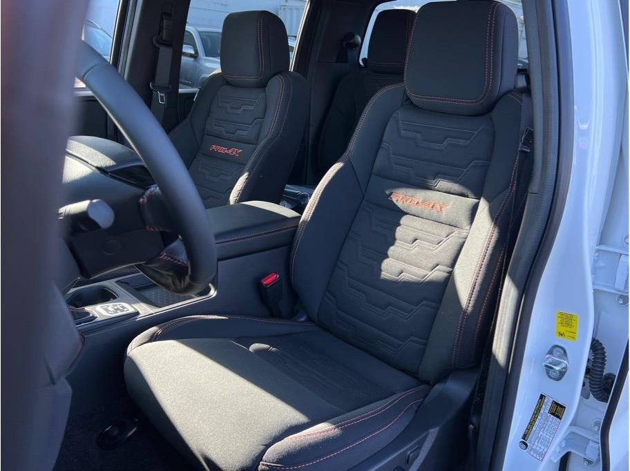 2026 Nissan Frontier SV Sport Utility 4D