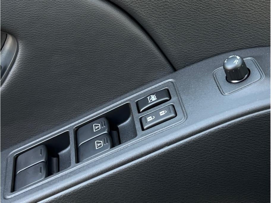 2026 Nissan Frontier SV Sport Utility 4D