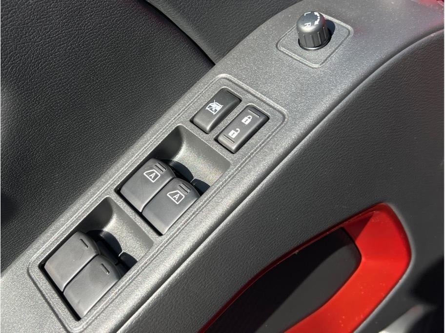 2026 Nissan Frontier Crew Cab PRO-4X Pickup 4D 6 ft