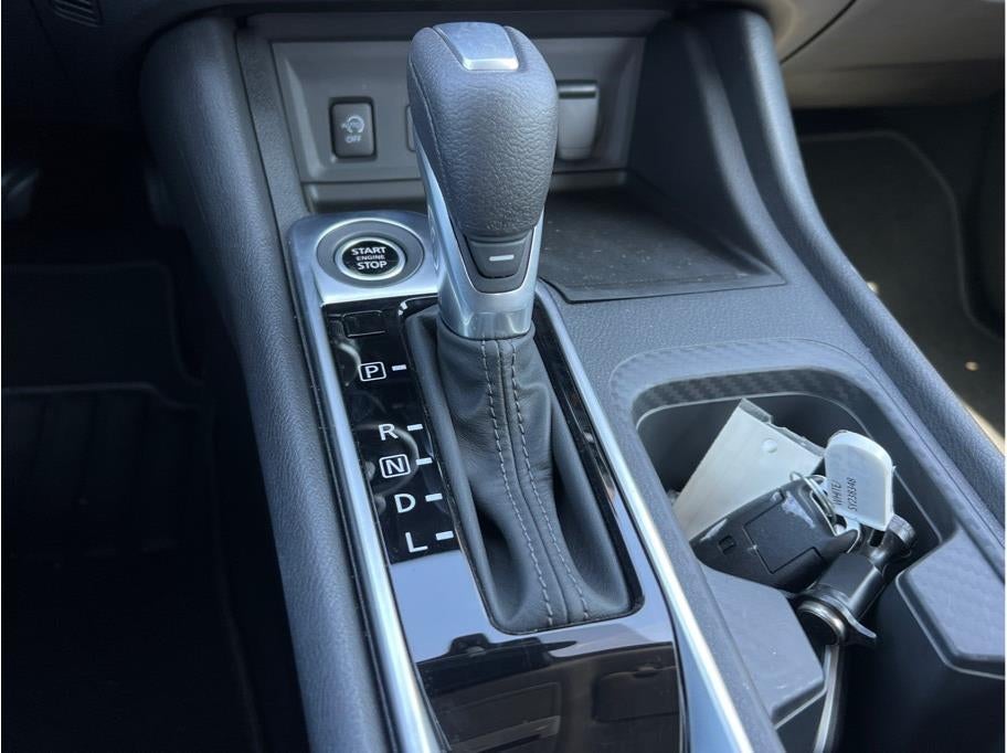 2025 Nissan Sentra SV Sedan 4D