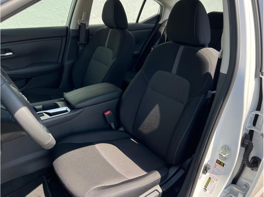 2025 Nissan Sentra SV Sedan 4D