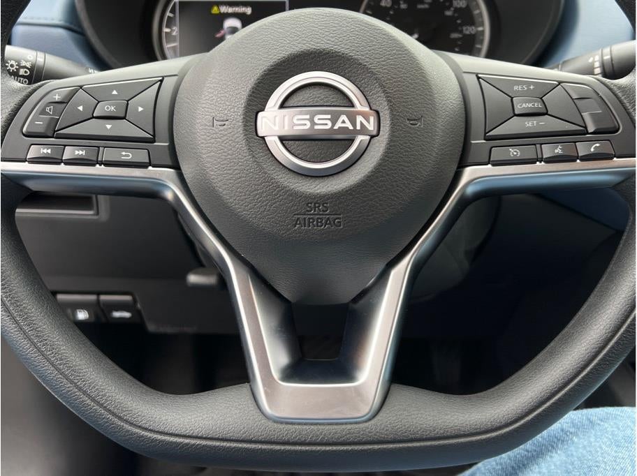 2025 Nissan Versa SV Sedan 4D