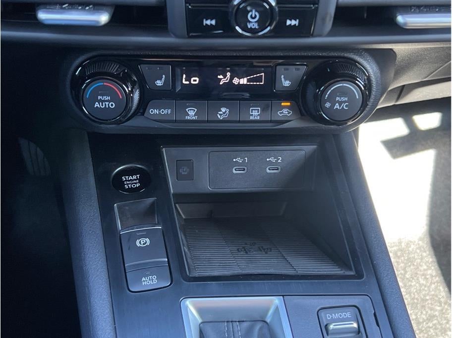2027 Nissan Kicks SV Sport Utility 4D