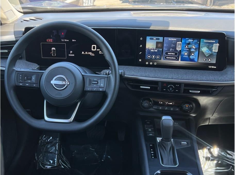 2027 Nissan Kicks MPV SV