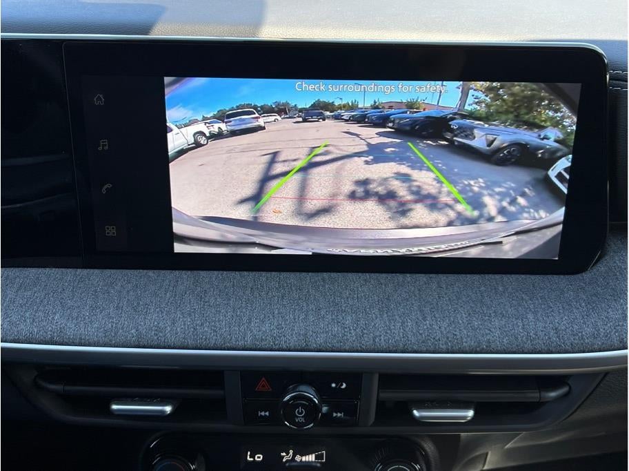 2027 Nissan Kicks MPV SV