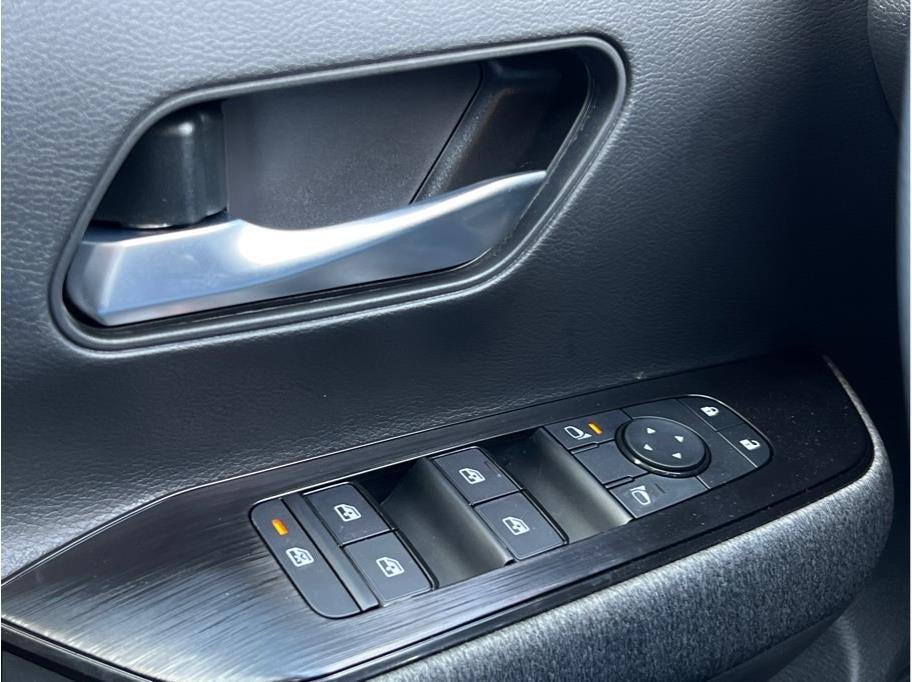2027 Nissan Kicks SV Sport Utility 4D