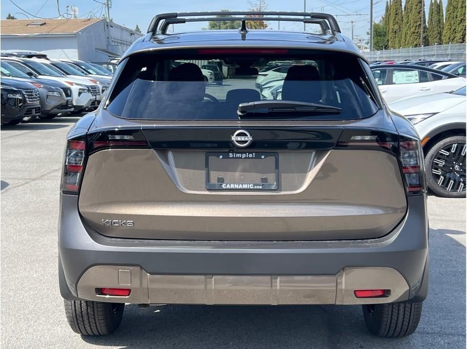 2027 Nissan Kicks SV Sport Utility 4D