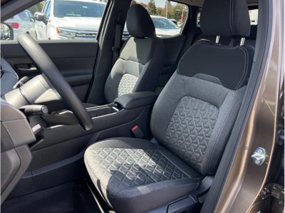 2027 Nissan Kicks SV Sport Utility 4D