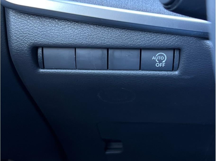 2026 Nissan Kicks MPV SV