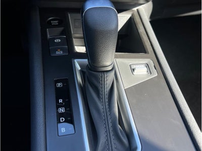 2026 Nissan Kicks SV Sport Utility 4D