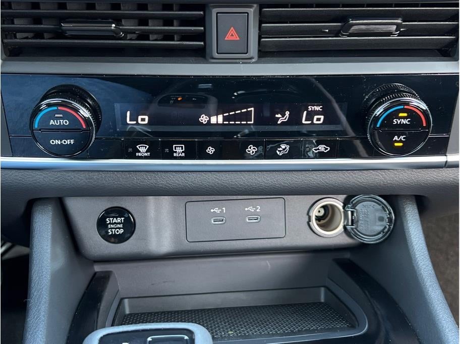 2026 Nissan Rogue SV Sport Utility 4D