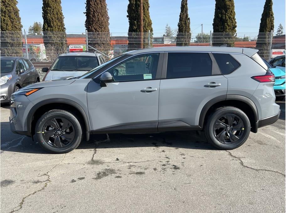 2026 Nissan Rogue SV Sport Utility 4D