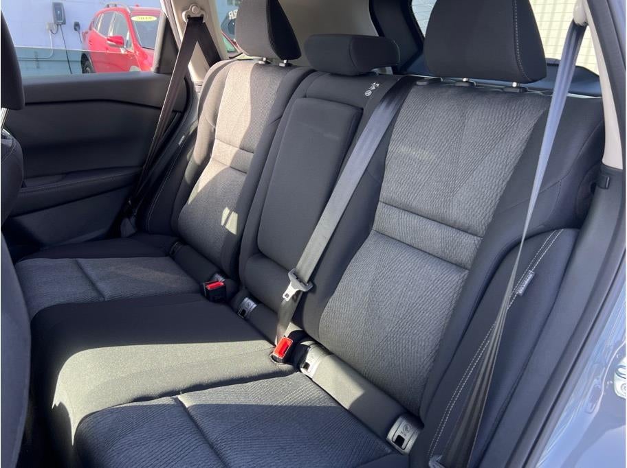 2026 Nissan Rogue SV Sport Utility 4D