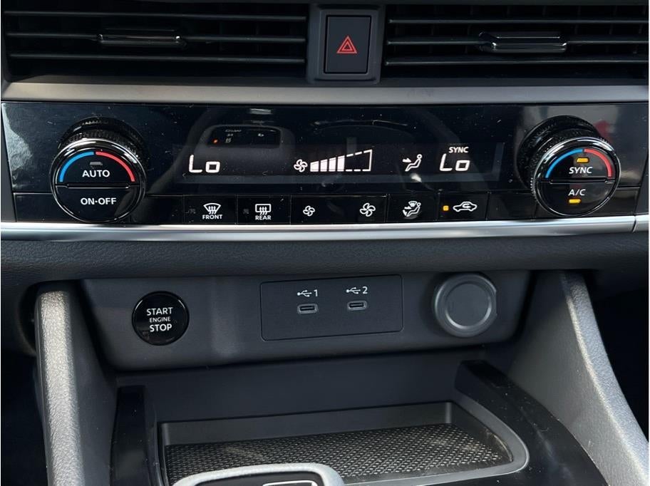 2026 Nissan Rogue 2026.5 SV