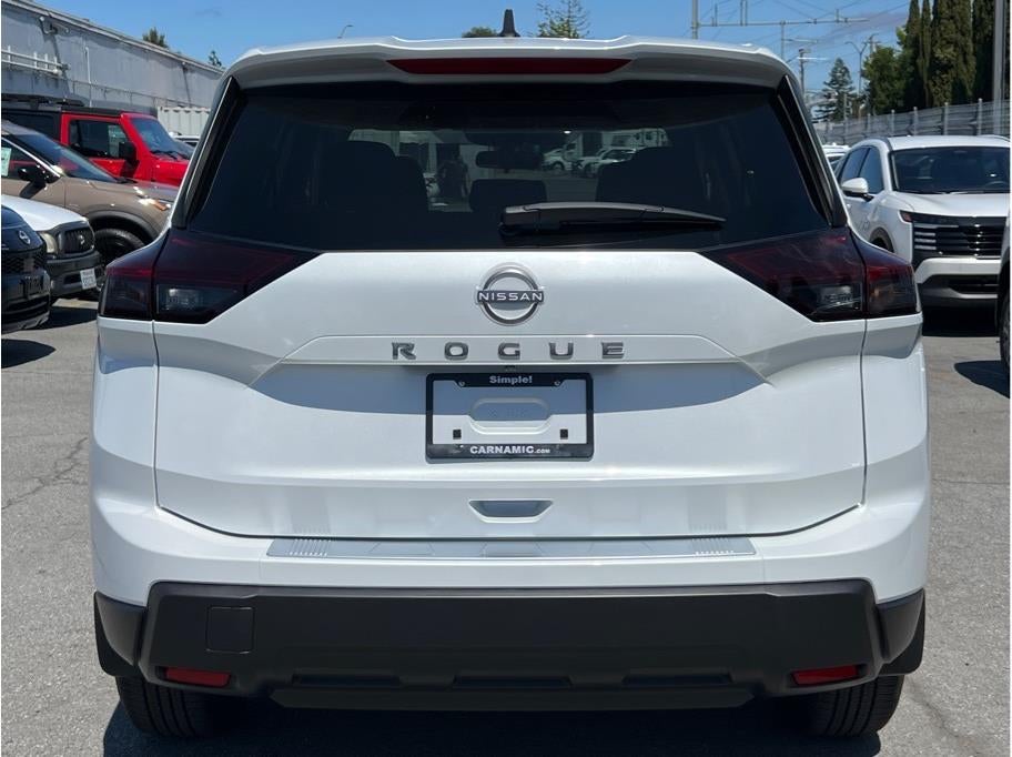 2026 Nissan Rogue 2026.5 SV