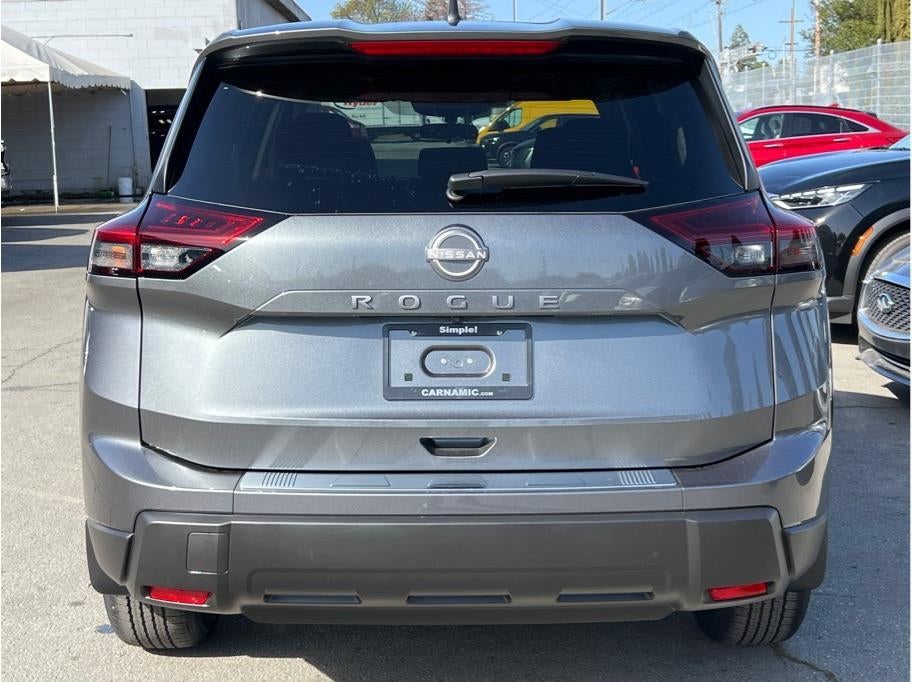 2026 Nissan Rogue SV Sport Utility 4D