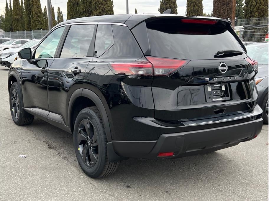 2026 Nissan Rogue SV Sport Utility 4D