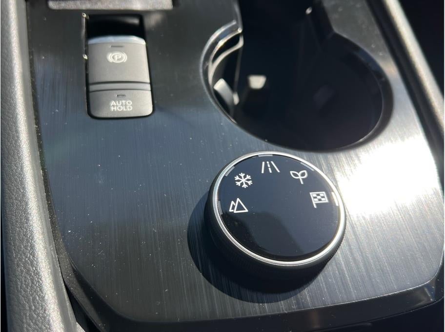 2026 Nissan Rogue SV (2026.5) Sport Utility 4D