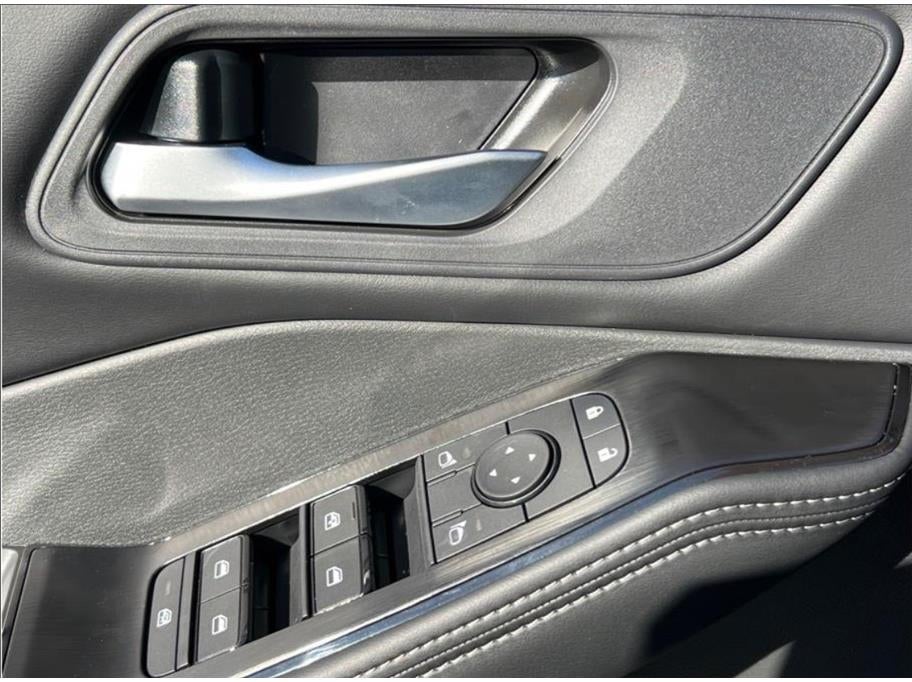 2026 Nissan Rogue SV Sport Utility 4D