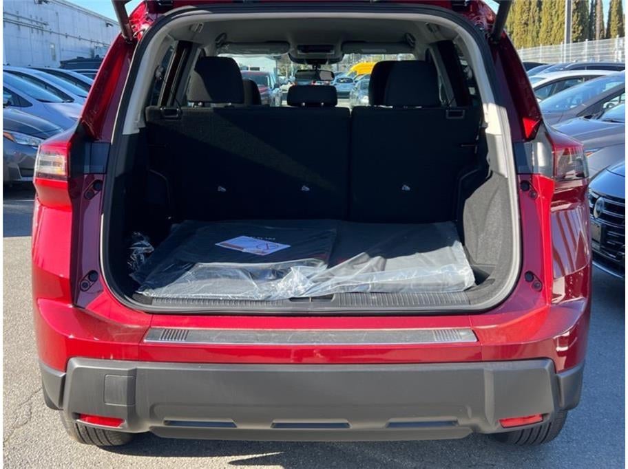 2026 Nissan Rogue SV Sport Utility 4D