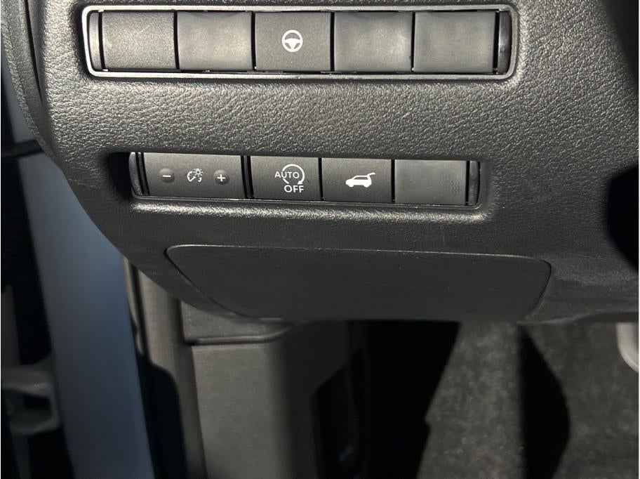 2026 Nissan Rogue SV Sport Utility 4D