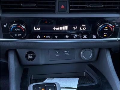 2026 Nissan Rogue SV Sport Utility 4D