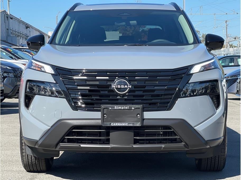 2027 Nissan Rogue SV
