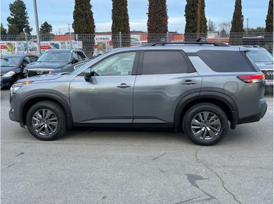 2025 Nissan Pathfinder SV Sport Utility 4D