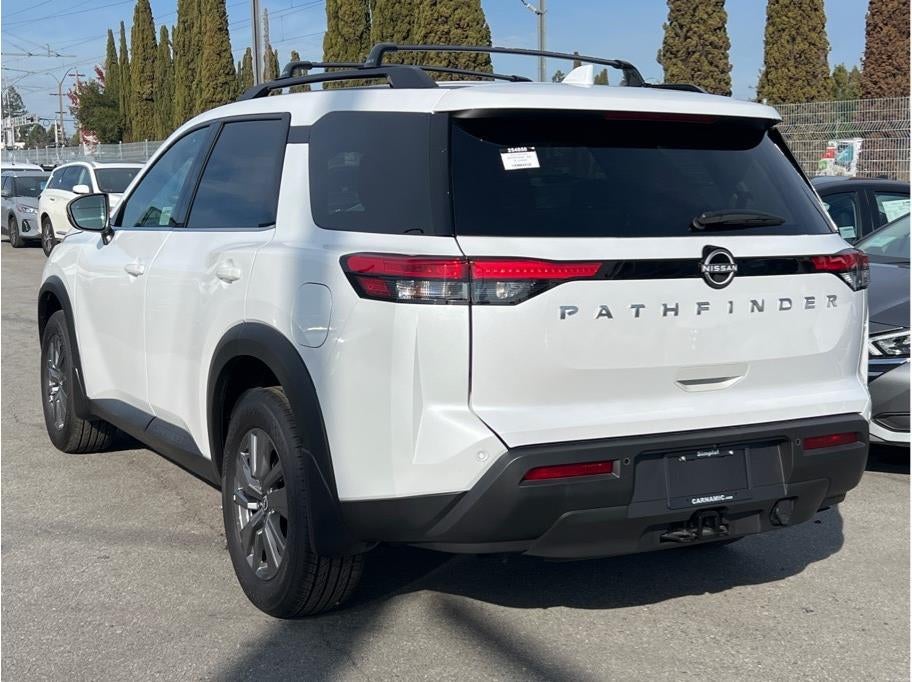 2025 Nissan Pathfinder SV Sport Utility 4D