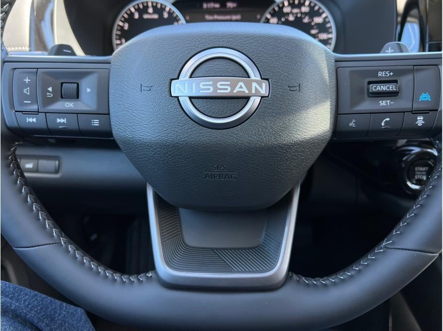 2026 Nissan Pathfinder SV Sport Utility 4D