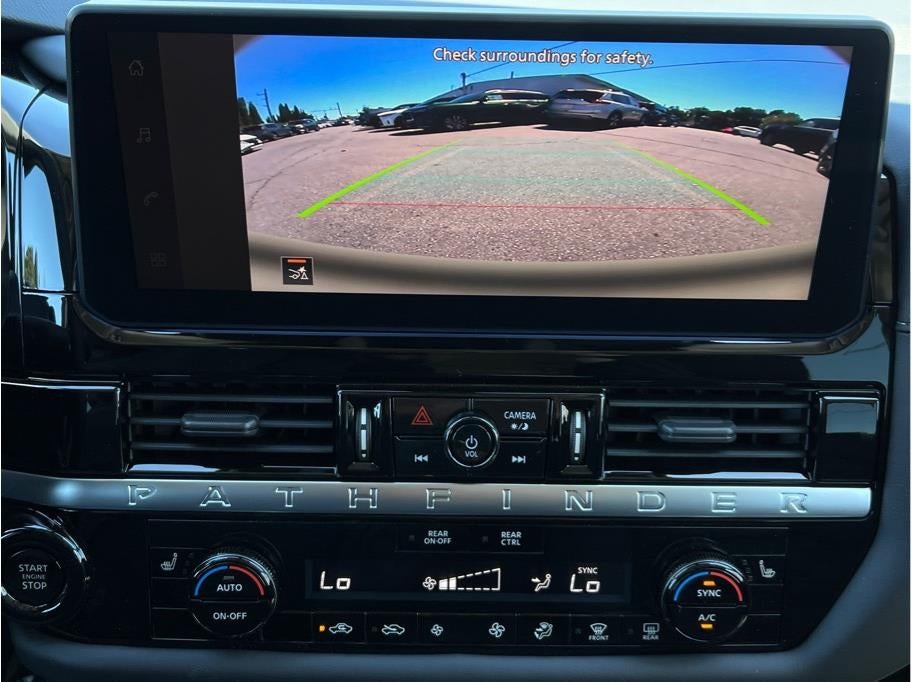 2026 Nissan Pathfinder SV Sport Utility 4D