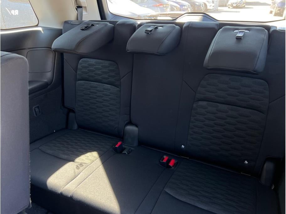 2026 Nissan Pathfinder SV Sport Utility 4D