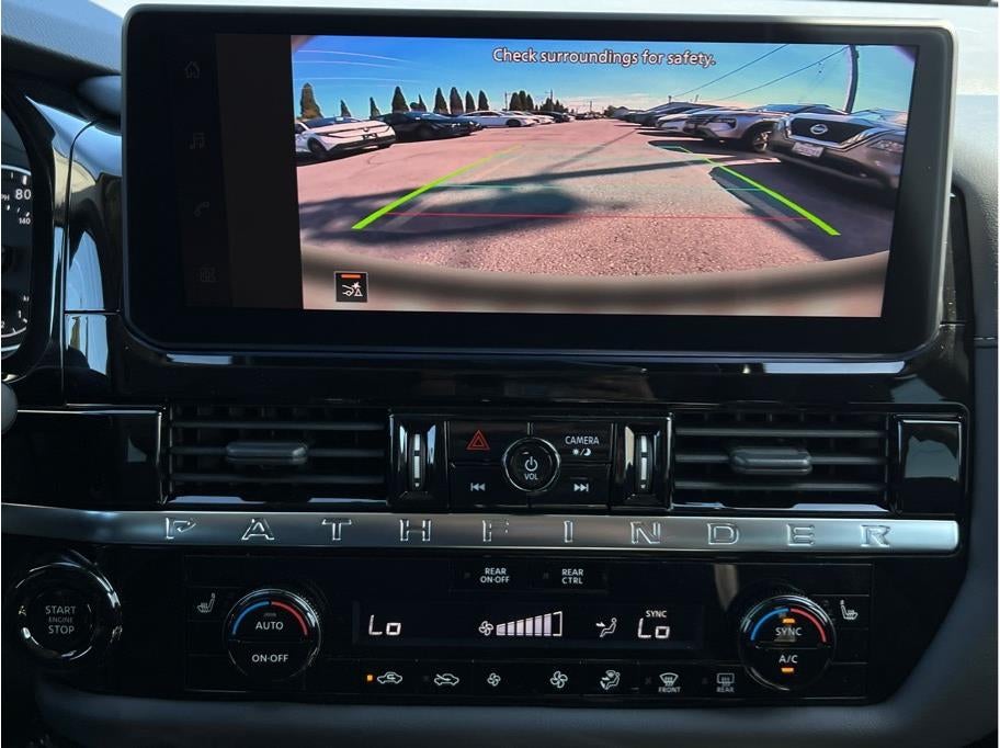 2026 Nissan Pathfinder SV Sport Utility 4D